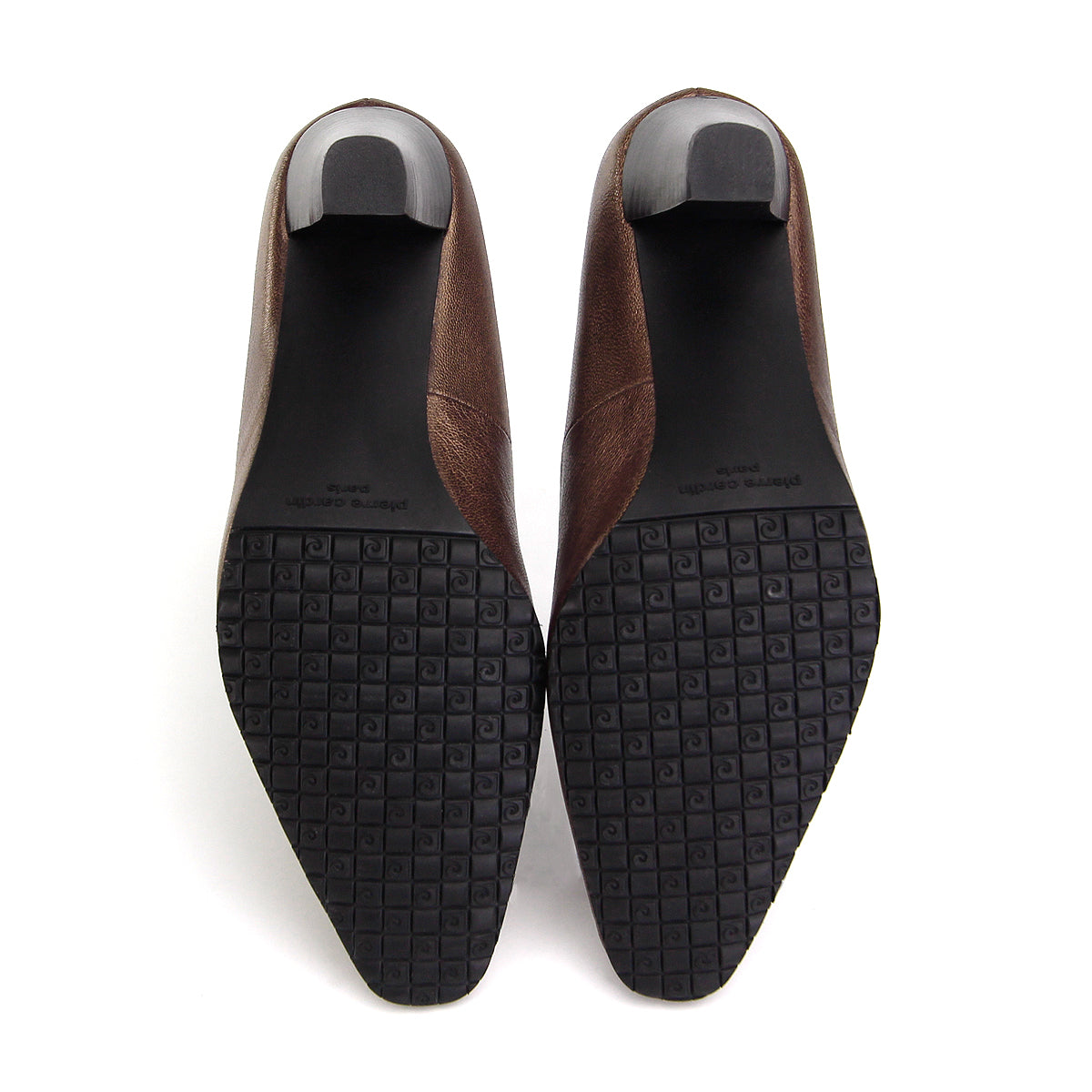 ស្បែកជើងកែងជើងនារី Pierre Cardin ទន់ស្រួលពាក់ ផលិតពីស្បែកសុទ្ធ សំរិទ្ធមាស ទំហំ 23WD314