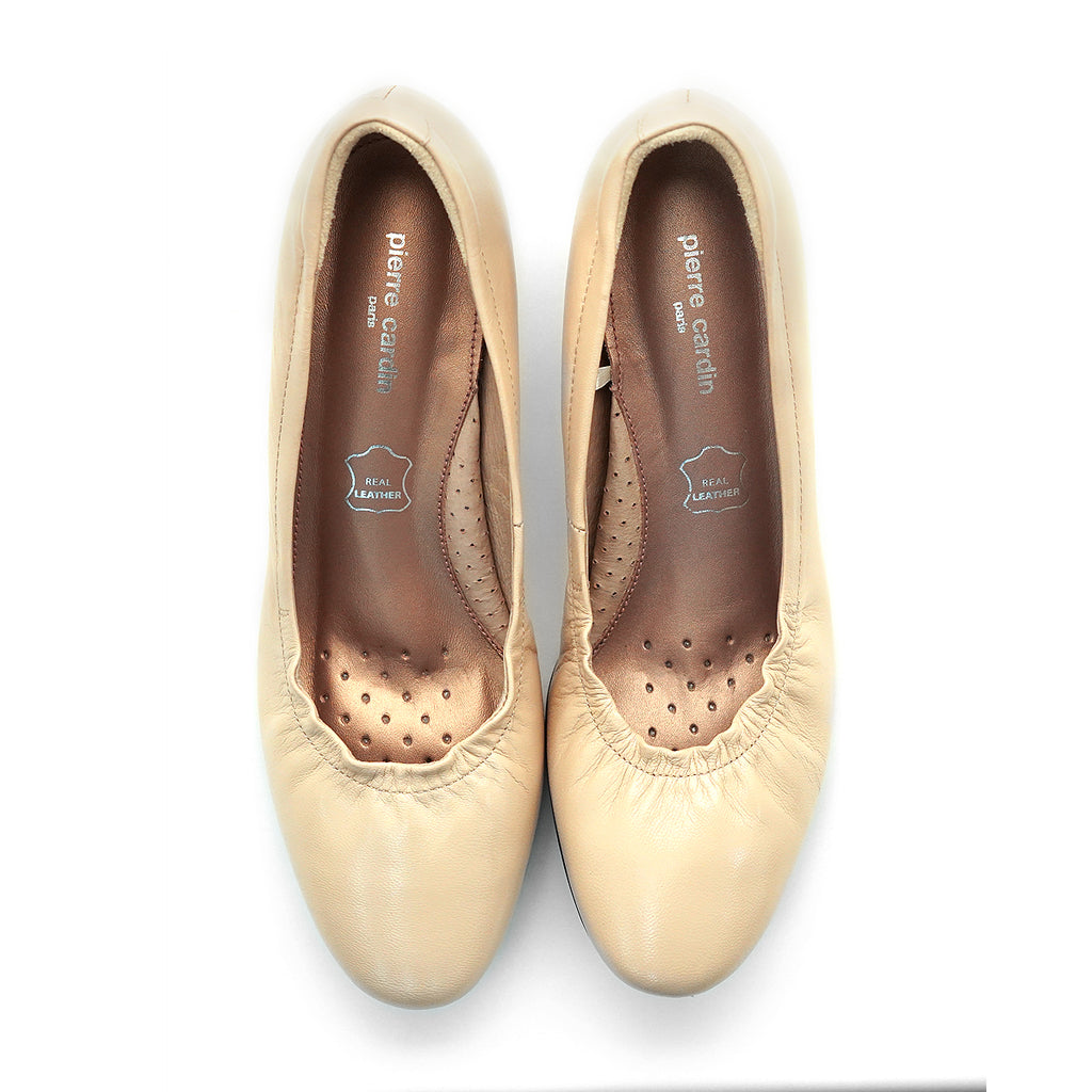 ស្បែកជើងនារី Pierre Cardin កែងជើងខ្ពស់បូមទឹក ទន់ស្រួលពាក់ ផលិតពីស្បែកសុទ្ធ ខ្មៅរលោង ម៉ូដែល 24SD323 