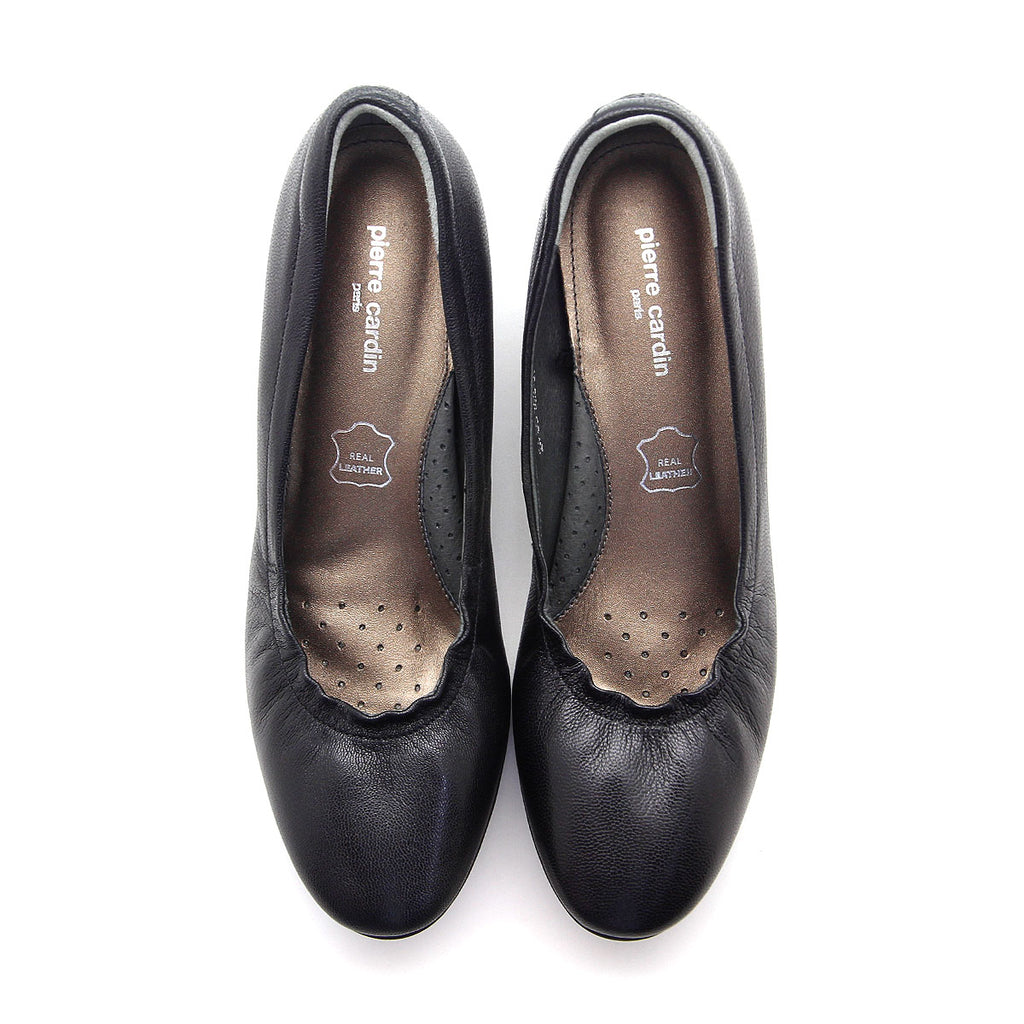 ស្បែកជើងនារី Pierre Cardin កែងជើងខ្ពស់បូមទឹក ទន់ស្រួលពាក់ ផលិតពីស្បែកសុទ្ធ ខ្មៅរលោង ម៉ូដែល 24SD323 