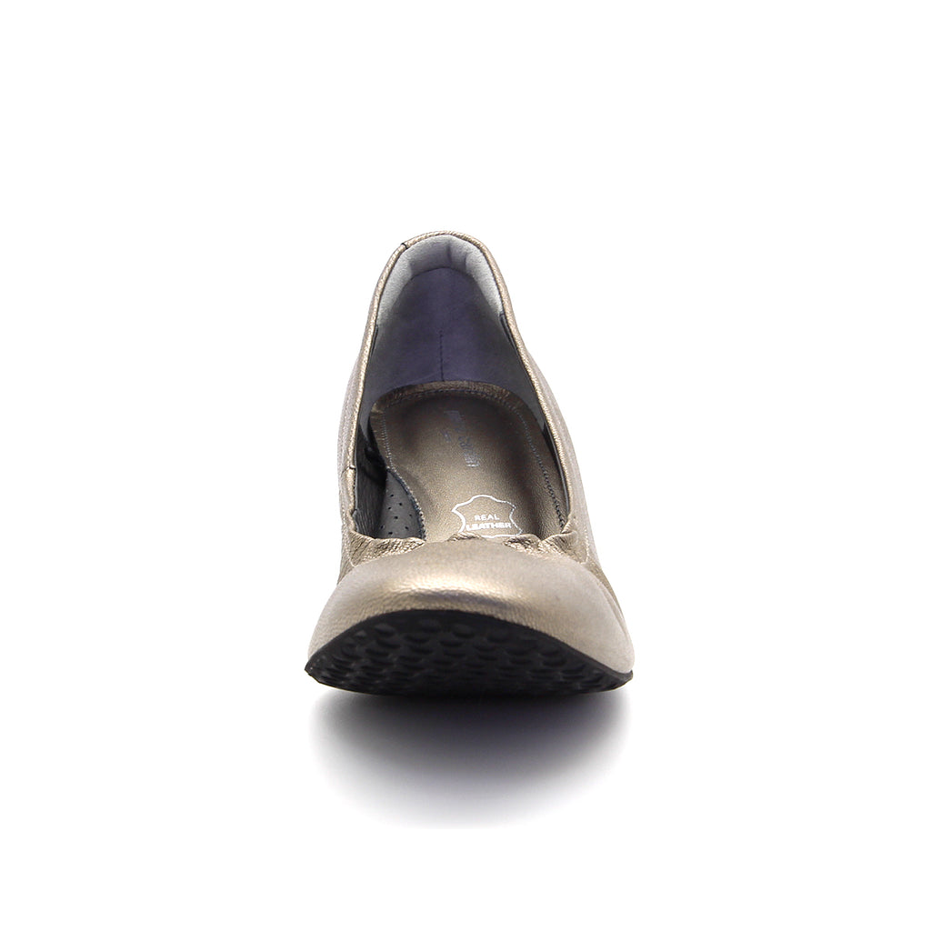 ស្បែកជើងនារី Pierre Cardin កែងជើងខ្ពស់បូមទឹក ទន់ស្រួលពាក់ ផលិតពីស្បែកសុទ្ធ ខ្មៅរលោង ម៉ូដែល 24SD323 