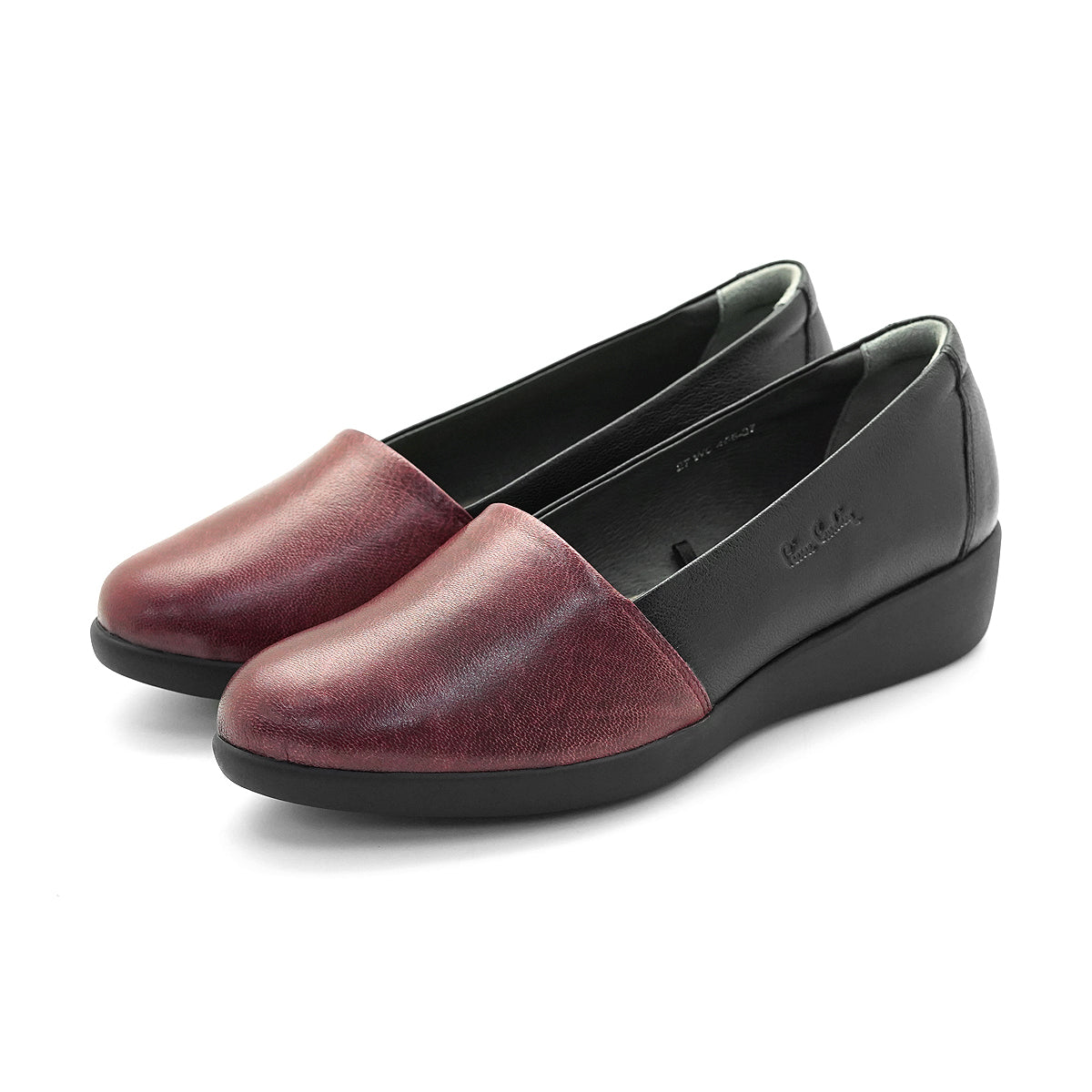ស្បែកជើងសំប៉ែតនារី Pierre Cardin ទន់ស្រួលពាក់ ផលិតពីស្បែកសុទ្ធ ពណ៌ខ្មៅ ម៉ូដែល 27WC455