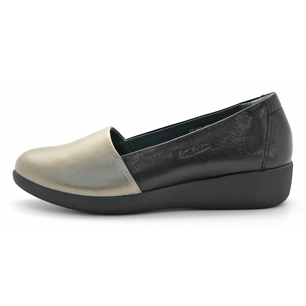 ស្បែកជើងសំប៉ែតនារី Pierre Cardin ទន់ស្រួលពាក់ ផលិតពីស្បែកសុទ្ធ ពណ៌ខ្មៅ ម៉ូដែល 27WC455