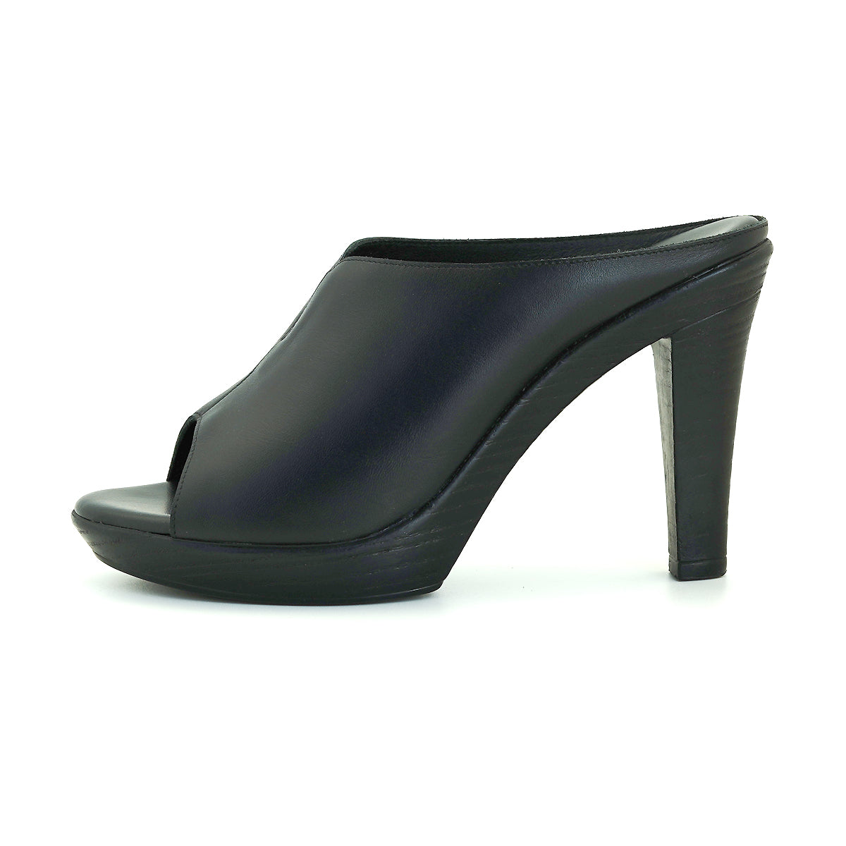 ស្បែកជើងនារី Pierre Cardin កែងជើងខ្ពស់ កែងជើងខ្ពស់ ទន់ស្រួលពាក់ ផលិតពីស្បែកពិតប្រាកដ ពណ៌សំរិទ្ធ ម៉ូដែល 31PS804 