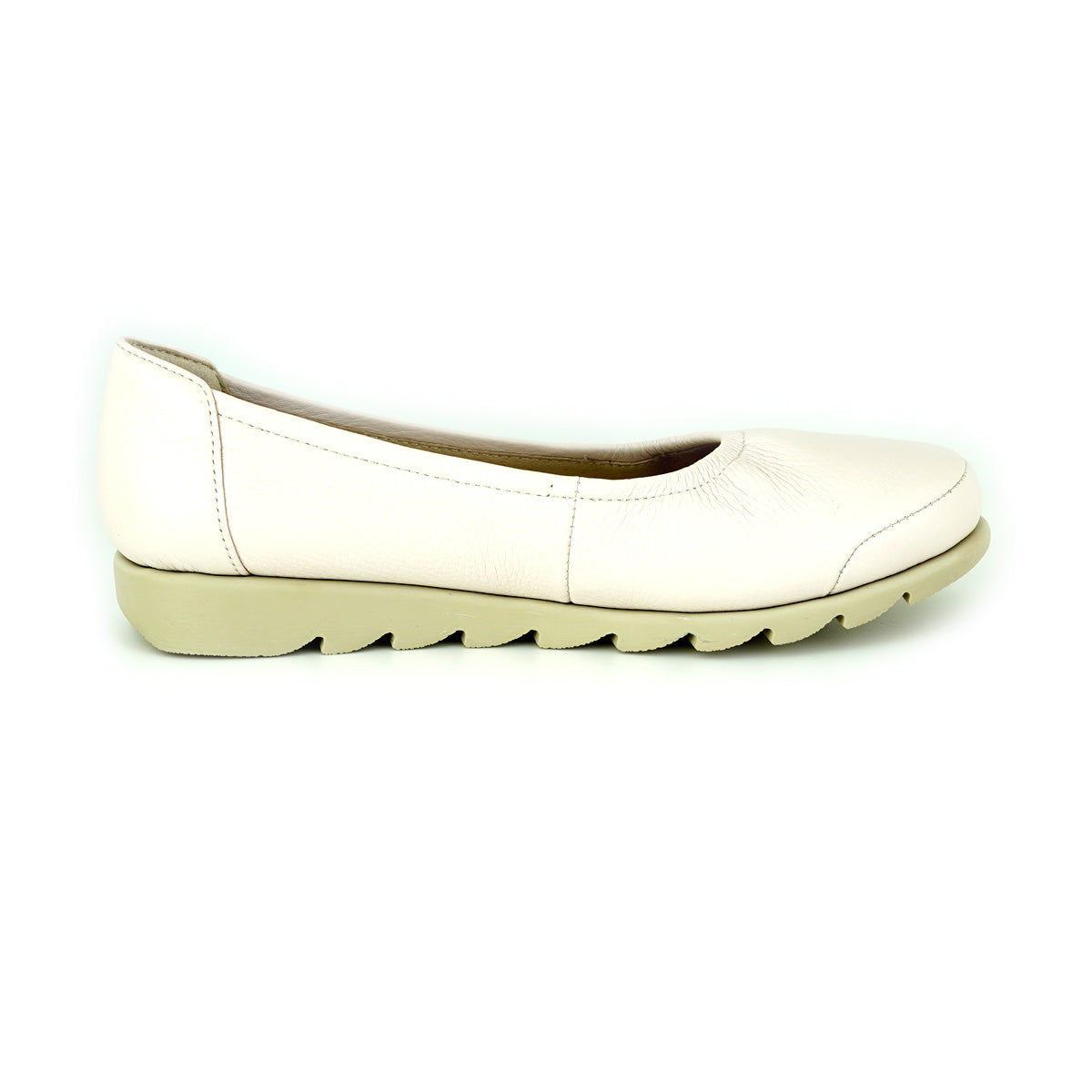 ស្បែកជើងនារី Pierre Cardin ទន់ស្រួលពាក់ ផលិតពីស្បែកសុទ្ធ បន៍ត្នោតខ្ចី ម៉ូដែល 52AD170 