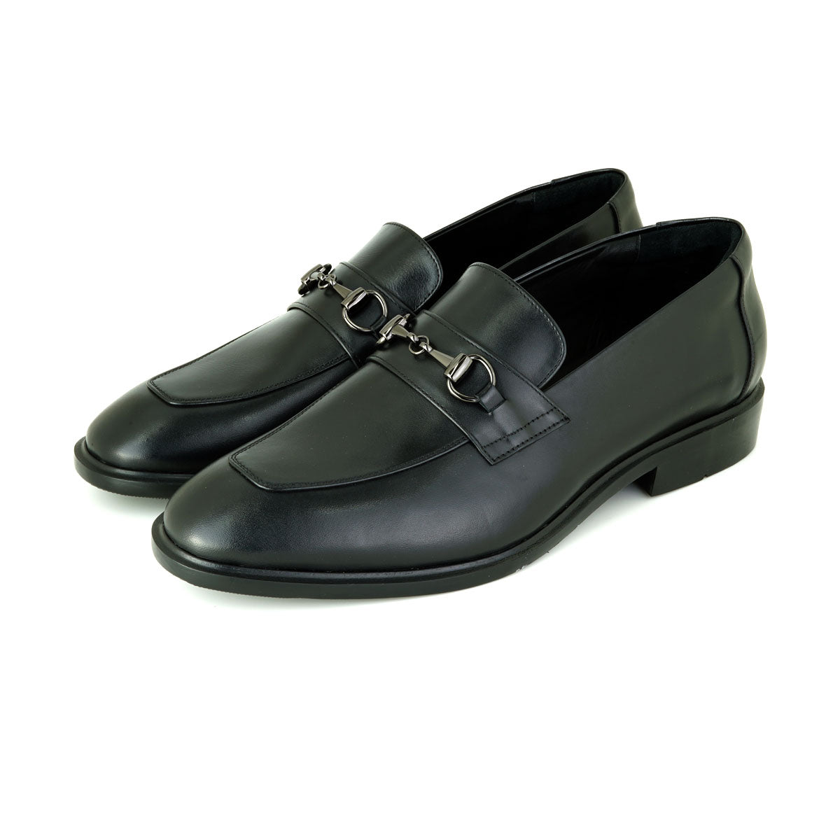 ស្បែកជើងបុរស Pierre Cardin ស្បែកជើងកវែង និងរអិល ទន់ស្រួលពាក់ ផលិតពីស្បែកសុទ្ធ ពណ៌ខ្មៅ ម៉ូដែល 83TD161 