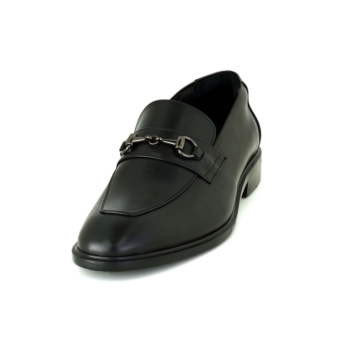 ស្បែកជើងបុរស Pierre Cardin ស្បែកជើងកវែង និងរអិល ទន់ស្រួលពាក់ ផលិតពីស្បែកសុទ្ធ ពណ៌ខ្មៅ ម៉ូដែល 83TD161 